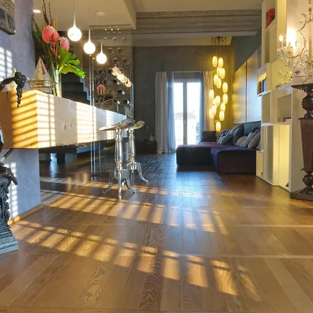 فندق مبيت وإفطار Casadodici 4*