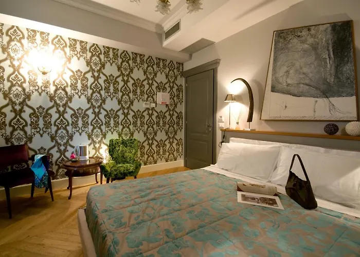 Casadodici فندق مبيت وإفطار 4*