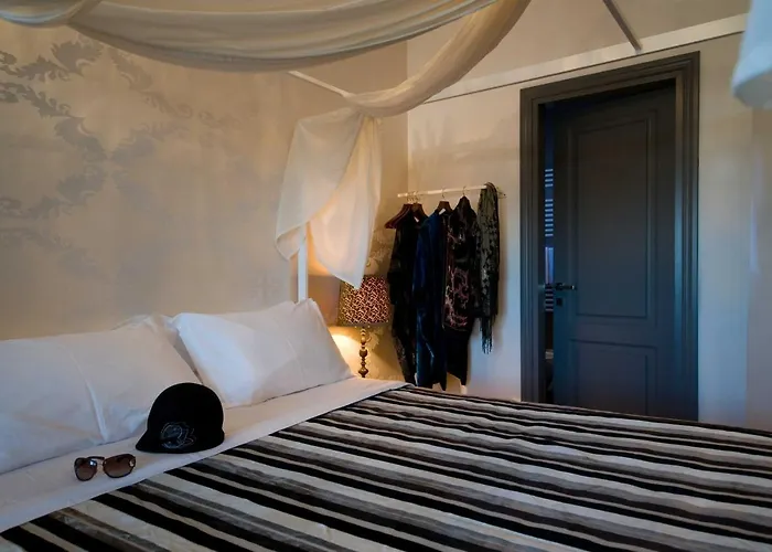 Casadodici Bed & Breakfast