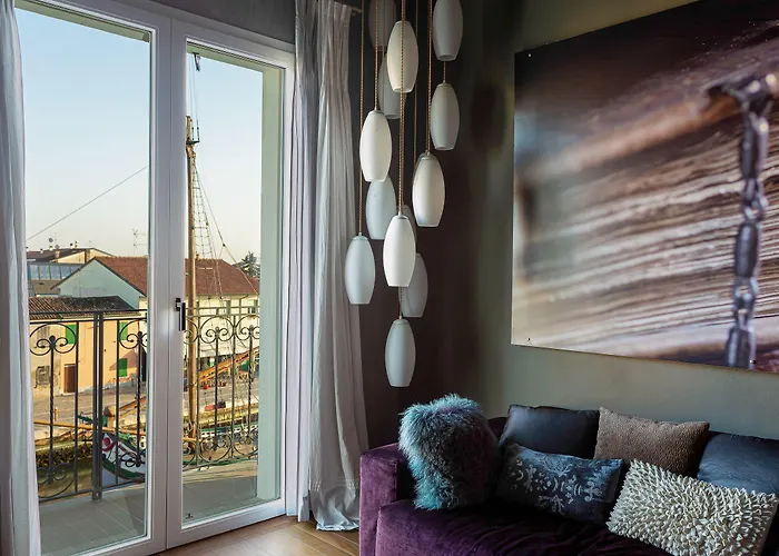 Casadodici Bed & Breakfast 4*