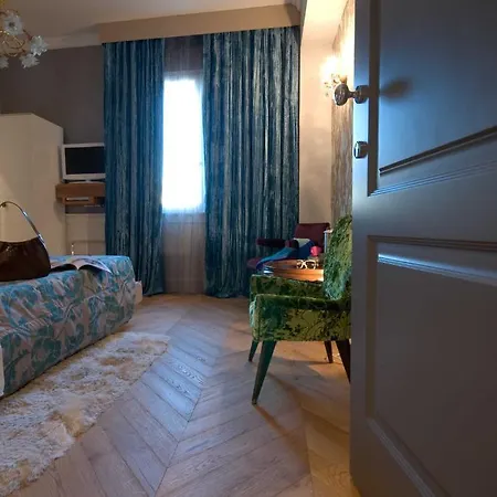 Casadodici 4*